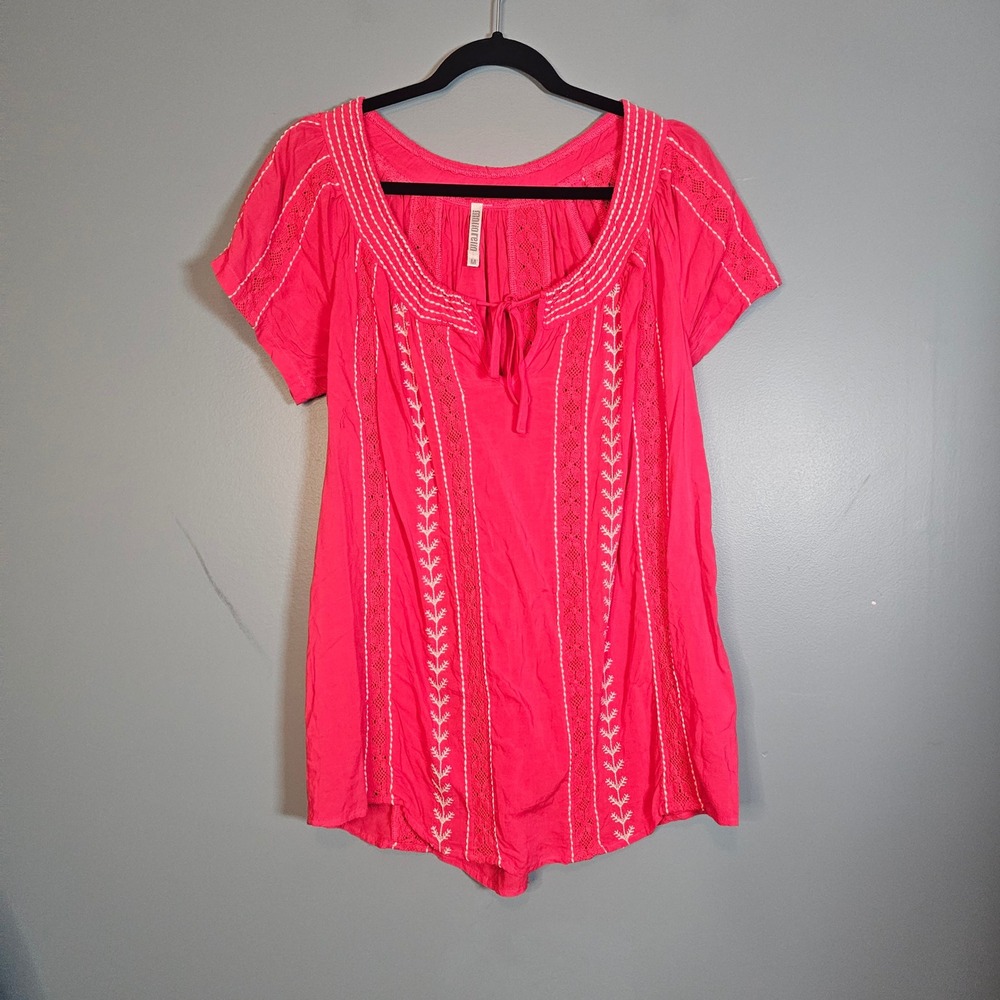 Monoreno Norm Thompson Pink Boho Embroidered Eyelet Lace Peasant Top Size Medium